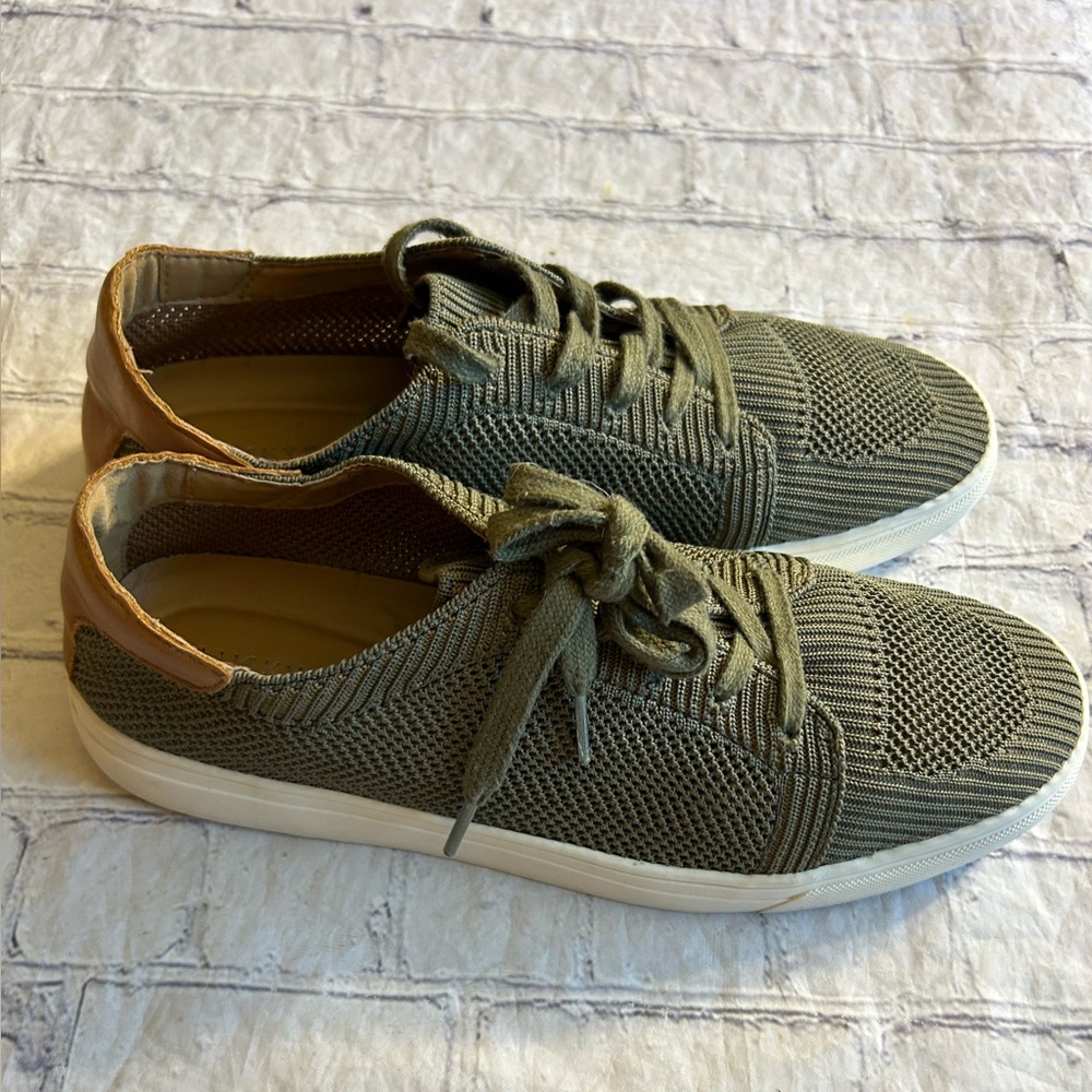 LUCKY BRAND LUIKA OLIVE GREEN CASUAL KNIT WOMEN’S SNEAKERS MESH LACE UPS 10 MED